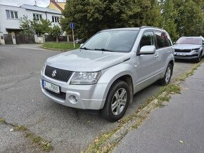 Suzuki Grand Vitara 1.9 DDiS 95kW. Manuál - 1