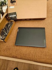 Lenovo Legion 5-17ACH6H (17" LCD)