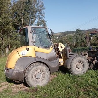 Prodám čelní nakladač AHLMANN AX 85 - 1