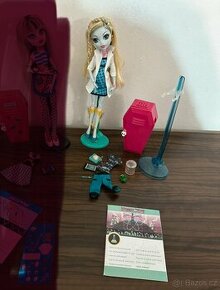Lagoona blue Science lab Monster high - 1