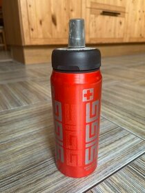 Lahev SIGG NAT Siggnificant Red 600 ml