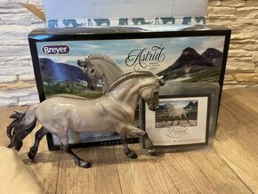 Breyer Astrid - 1