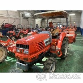 Malotraktor Hinomoto ( Kubota GL 240D) s rotavátorem