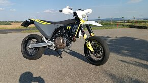 Husqvarna 701 Supermoto 2023 - 1