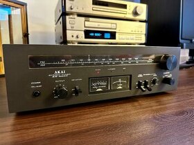 AKAI AT 2600 TUNER - 1