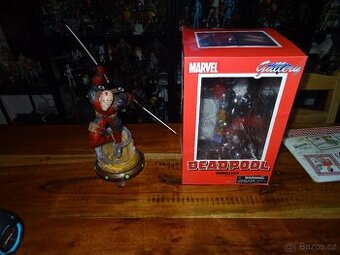 Figurka DEADPOOL