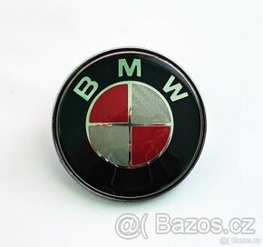 BMW zadní znak červenobílý karbon 74mm