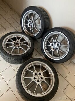 Dvoudílné BBS 5x112 Letní pneu 245/40 R18