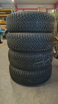 Zimni pneu Goodyear  205/55R16 94H - 1