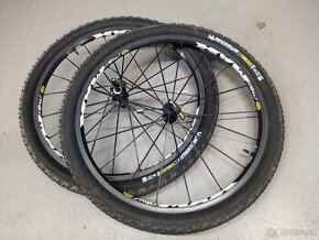 Zapletená kola 26" MAVIC CrossMax + pláště Michelin