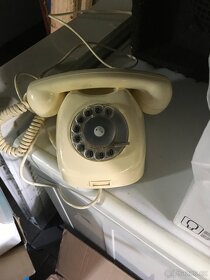 Telefon retro plne funkcni - 1