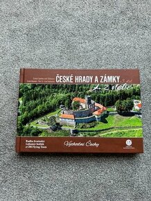 Kniha České hrady a zámky z nebe - 3. díl, Východní Čechy - 1