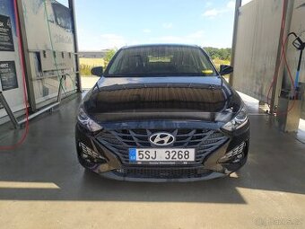 HYUNDAI i30 Fastback