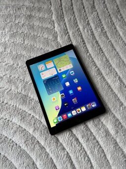 Apple iPad 8 32gb černý,záruka