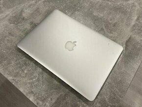 MacBook Air 13’’ (2015), i5, 4GB RAM, 128GB SSD