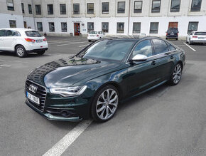 146 000 km - AUDI A6 3.0 TDI 4x4 S-Line - NADSTANDARD výbava