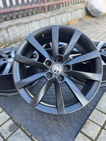 ORIGINÁL Alu Škoda ALARIS R18, 5x112 - TOP STAV