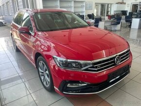 VW Passat R-Line 2,0 TDI 140 kW 4x4 IQ-LIGHT MATRIX WEBASTO