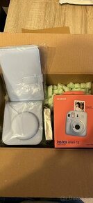 Fujifilm Instax Mini 12 pastel blue + Mini 12 ACC kit