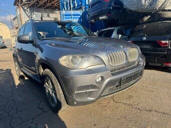 Prodam nahradni dily z BMW x5 e70 lci 40d 225kw 7míst