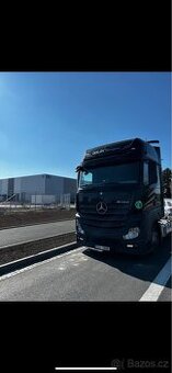 Mercedes Actros 1845