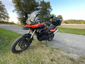 Nová cena - BMW F800GS, doplňky, servisováno, garážováno