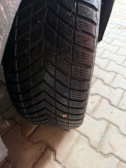 2Ks zimní pneu 225/40 R18 92V INFINITY ECOZEN XL