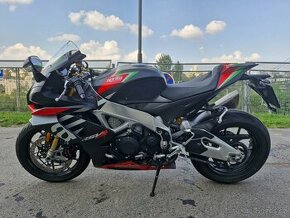 Aprilia RSV4 1100 Factory