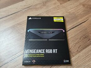 RAM Corsair vengeance RBG RT | 32GB 3600MHz