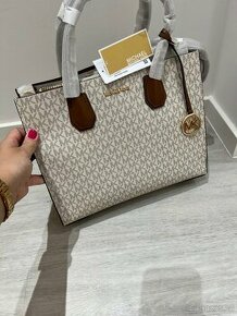 Michael Kors kabelka Mercer large vanilla monogram - 1