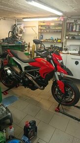 Ducati Hypermotard 821