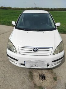 Toyota Avensis Verso 2,0