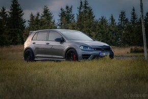 VW Golf 7R