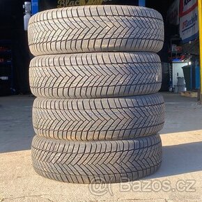 NOVÉ Zimní pneu 215/65 R16  Tracmax