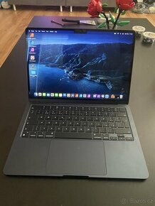 Macbook AIR M3 8/256gb v záruce