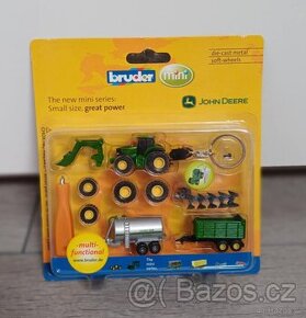 BRUDER mini set john deere s příslušenstvím 00412