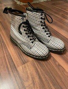 Dámske Dr Martens