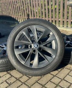 ORIGINÁL Alu Škoda ROTARE R17, 5x112 - TOP STAV