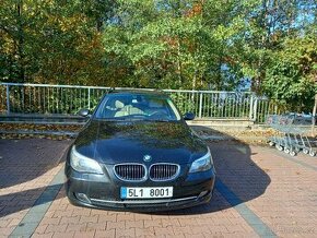 Černé BMW řada 5 525D XDRIVE 4x4