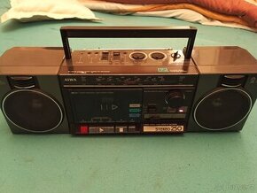 Aiwa cs-250,JVC RC-W410,Sharp QT-CD43