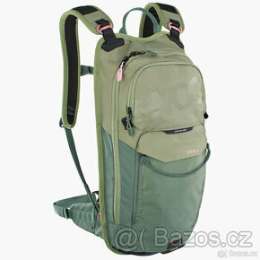 Nový batoh EVOC Stage 6L + Hydration Bladder 2L Light Olive