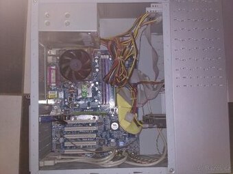 PC AMD 1750 MHz / 1GB DDR / 80GB PATA / 128MB GPU