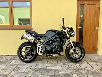 Triumph Speed Triple 1050