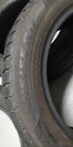 Zimní pneumatiky  - Pirelli 215/55 R17