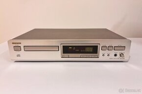 CD přehrávač ONKYO DX-7222 s dálkovým ovládáním