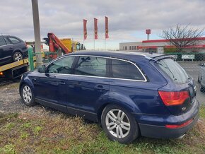 Audi Q7 prodám celek náhradních dílu Praha10