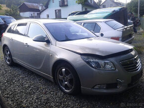 OPEL INSIGNIA 2d ,118kw,náhradní díly