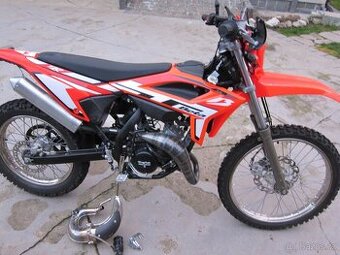 Beta RR 50 Enduro Moped 2T otevřená