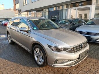 VW Passat B8 2.0TDI 110kW DSG ACC Matrix Keyless Navi Qi DAB