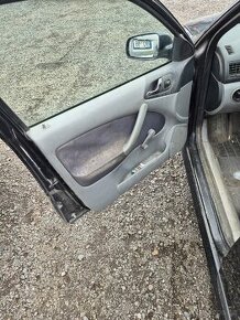 Škoda Octavia 1- přední manuální stahovačky